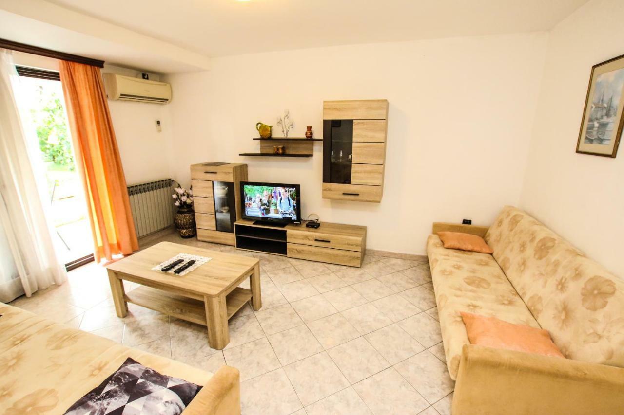 Ferienwohnung Carolina 4 Seasons Poreč Exterior foto